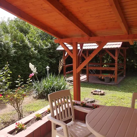 Julia Vendeghaz Σπίτι διακοπών *